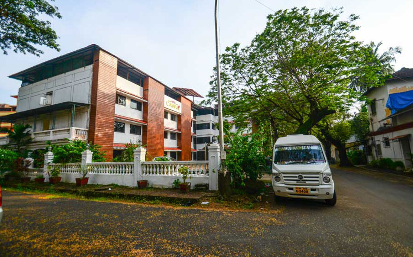 Hotel Campal - Slider Image 1